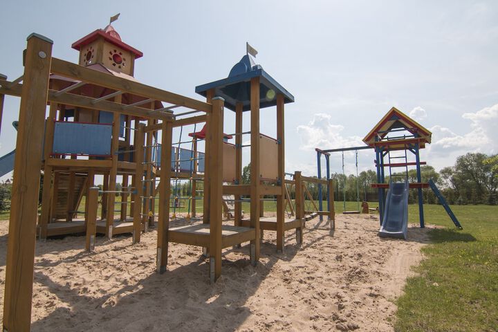 Childrens Activities 50 of 101