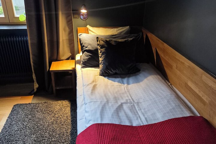 Room 15 of 57