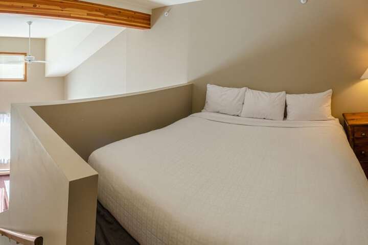 Room 55 of 266