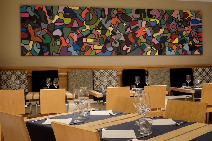 Dining 108 of 188