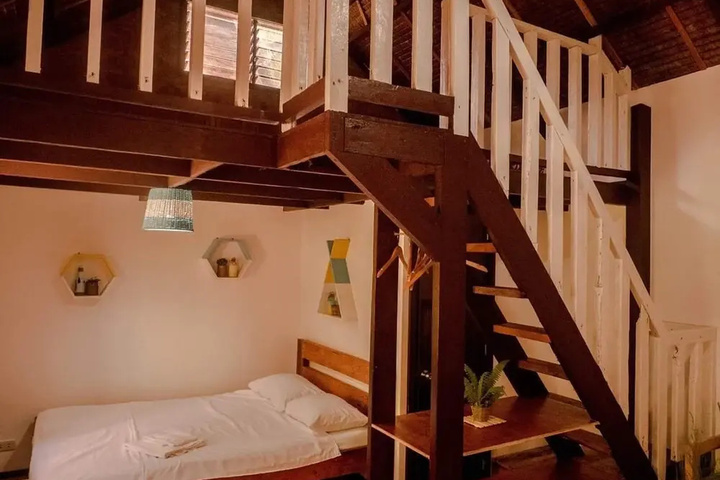 Hero Image 1 of 9