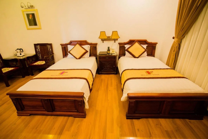 Room 3 of 19