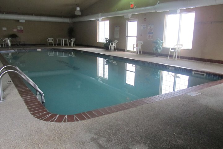 Pool Hotel