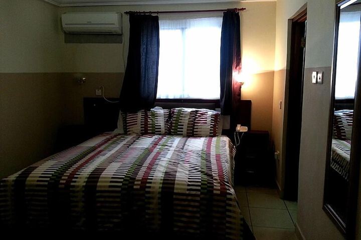 Room 27 of 50