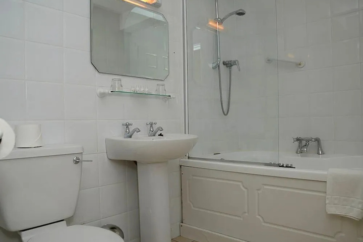Bath Interior