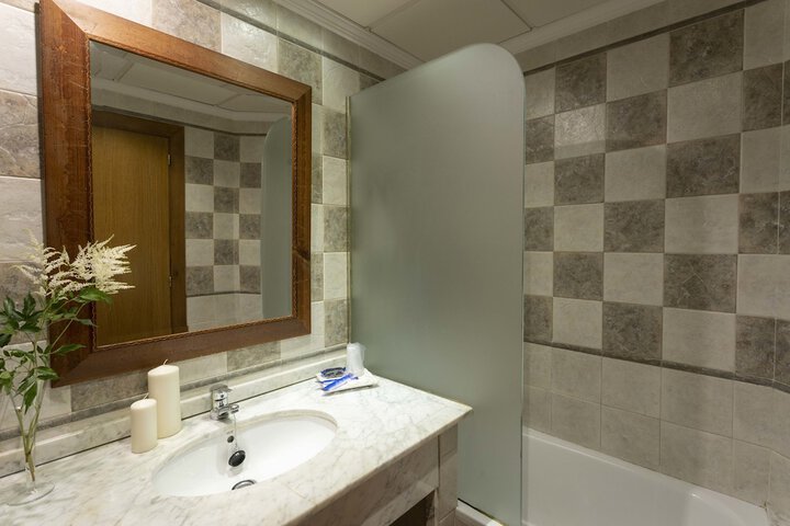 Clean Restrooms