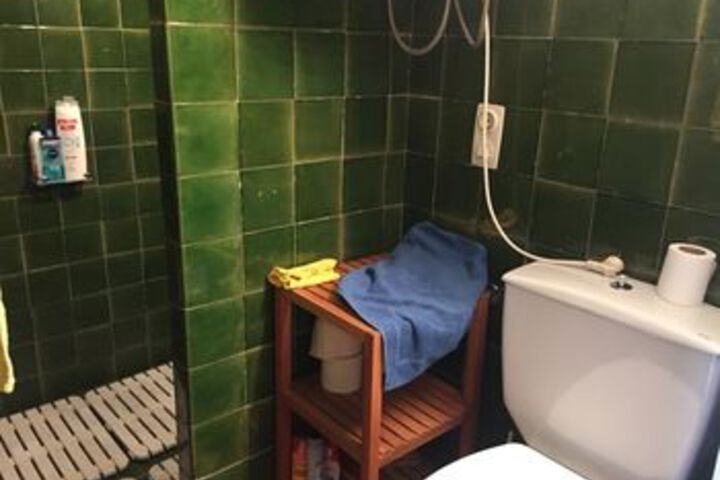 Room 12 of 309