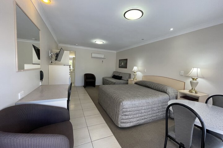Room 7 of 51