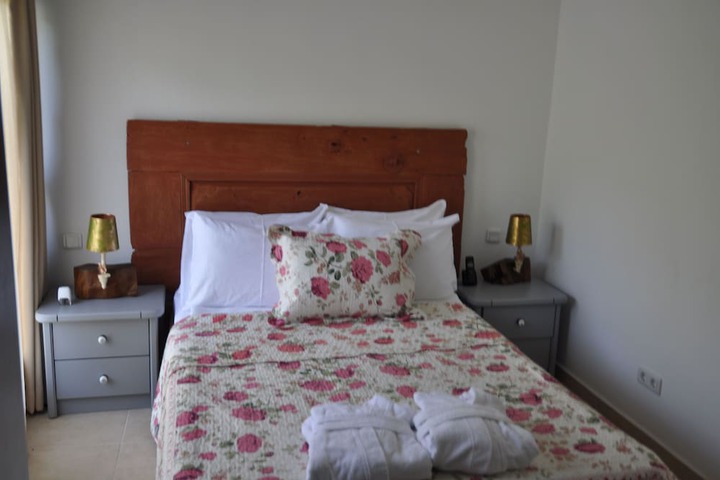 Room 13 of 94
