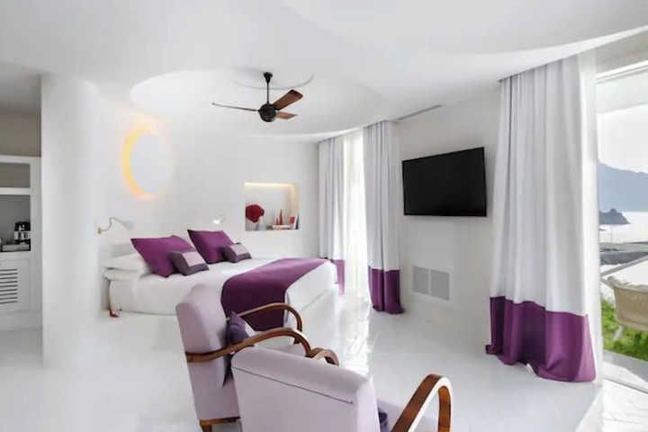 Room 14 of 69