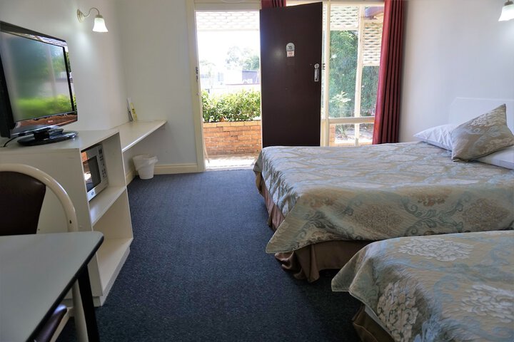 Room 15 of 78