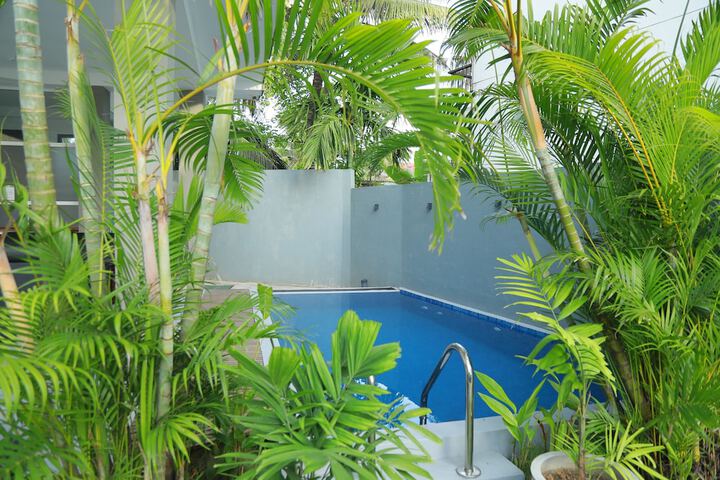 Pool 22 of 41