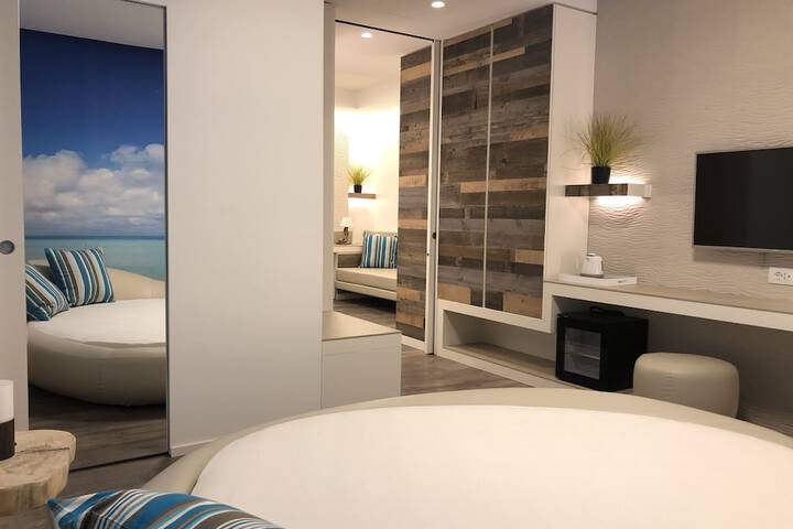 Room 39 of 155