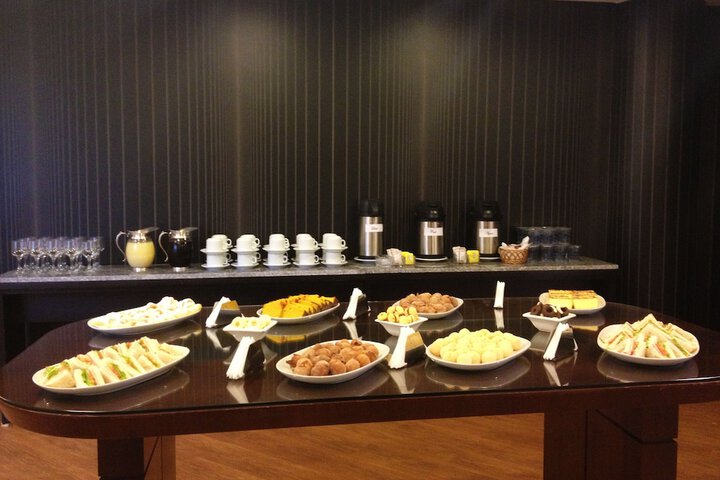 Breakfast/Coffee Service 17 of 45