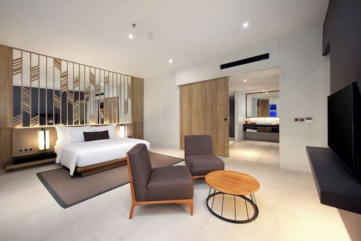 Room 15 of 71