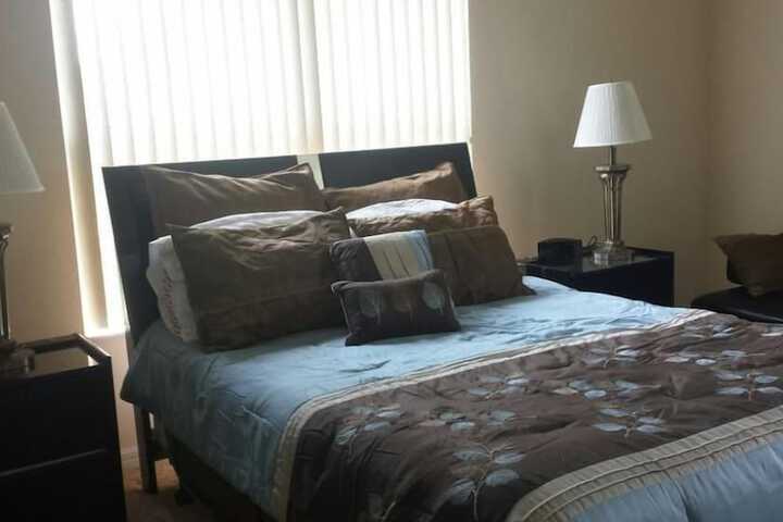 Room 2 of 18
