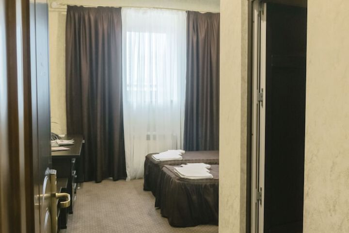 Room 16 of 54