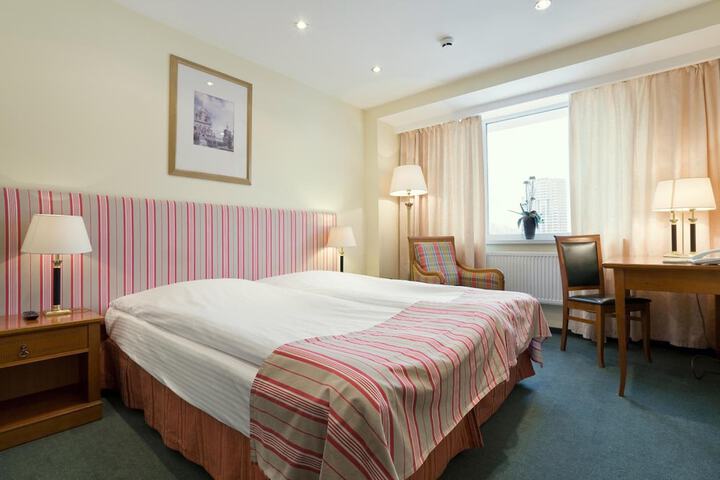 Room 14 of 47