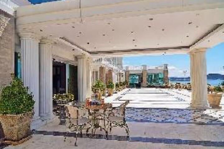 Cunda Kivrak Hotel