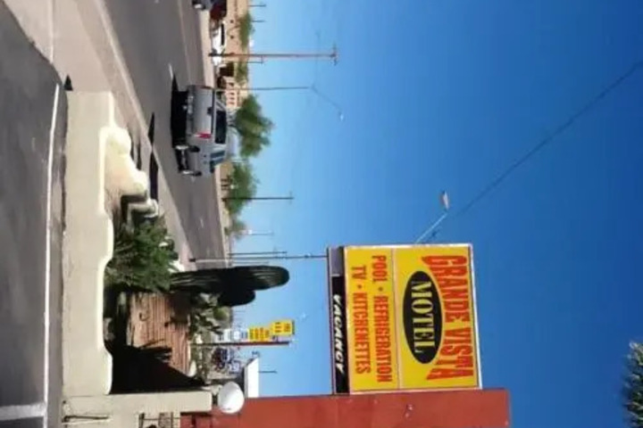 Photo of GRANDE VISTA MOTEL