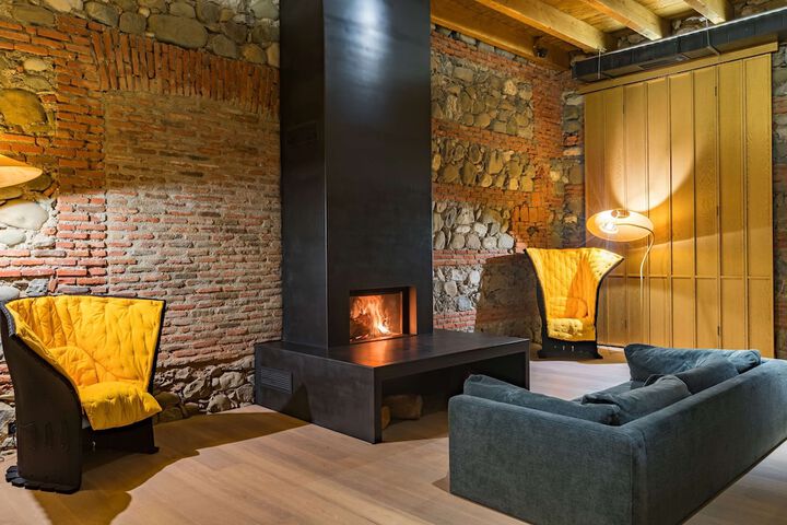 Lounge 191 of 280