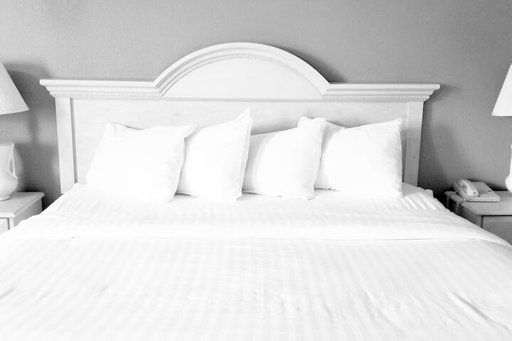 1 King Bed Classic Room (14 of 20)