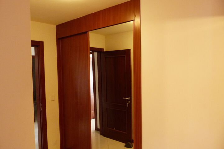Room 3 of 70
