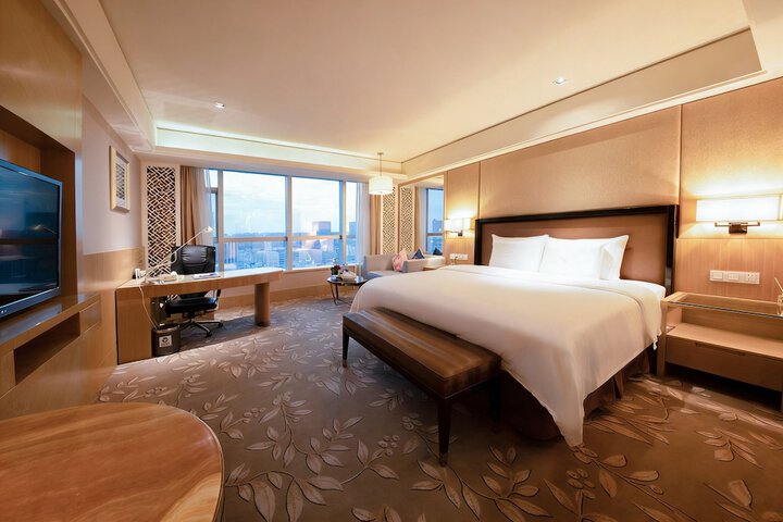 Room 10 of 46