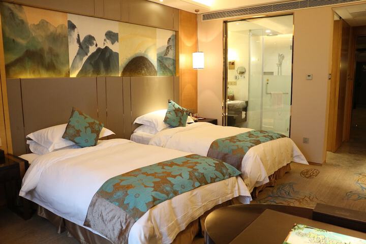 Room 21 of 70
