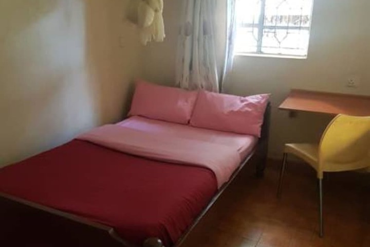 Room 11 of 29