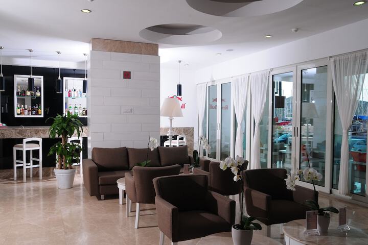 Lobby Photos