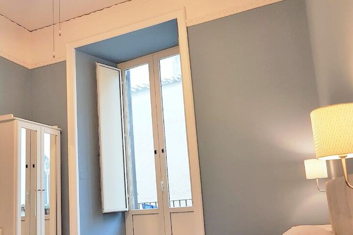 Room 10 of 53