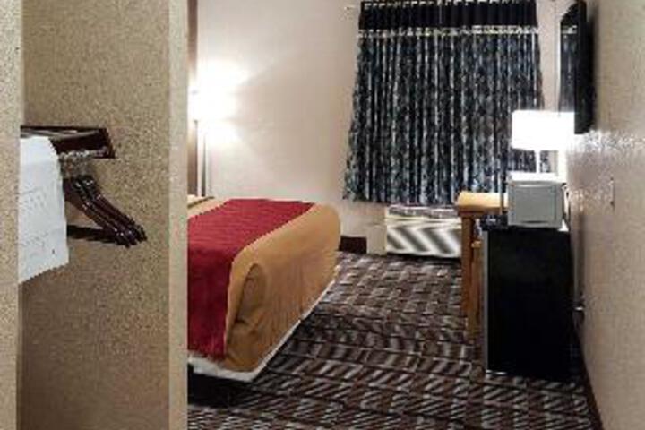 Room 34 of 50