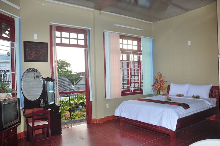 Room 9 of 39