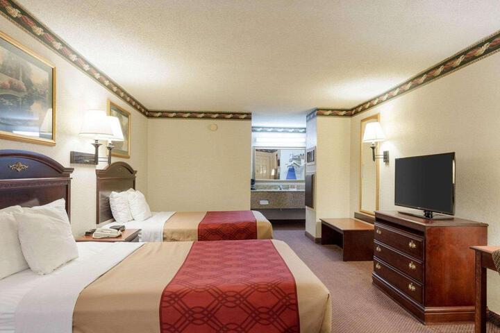 Double Accessible King Size Bed (6 of 6)