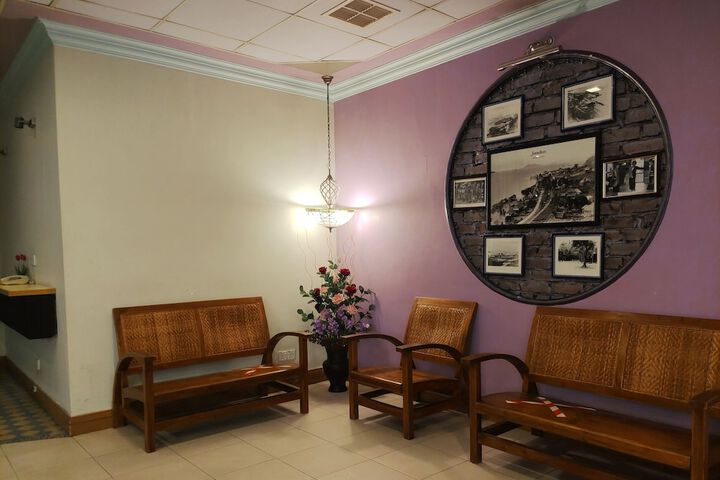 Hotel Interior 4 of 24