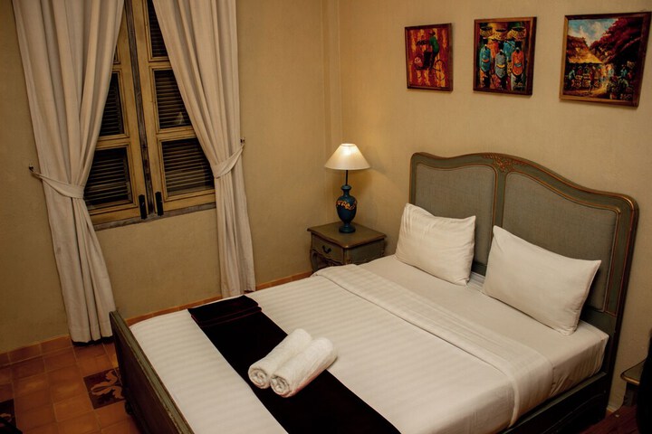 Room 29 of 180
