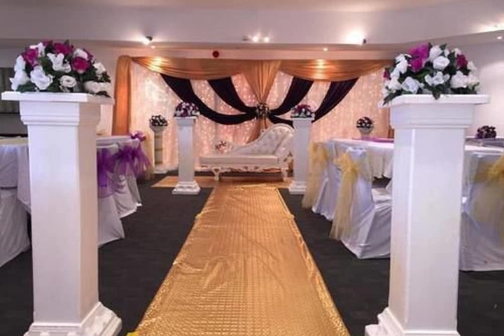 Ballroom/Hall 30 of 39