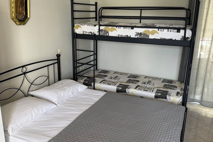 Room 36 of 116
