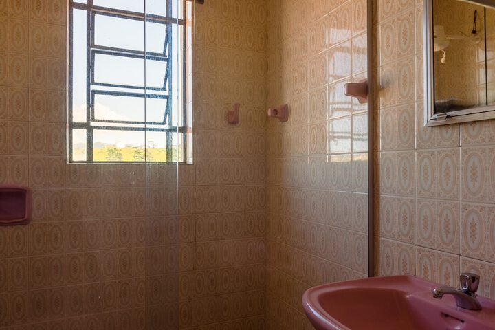 Room 14 of 18