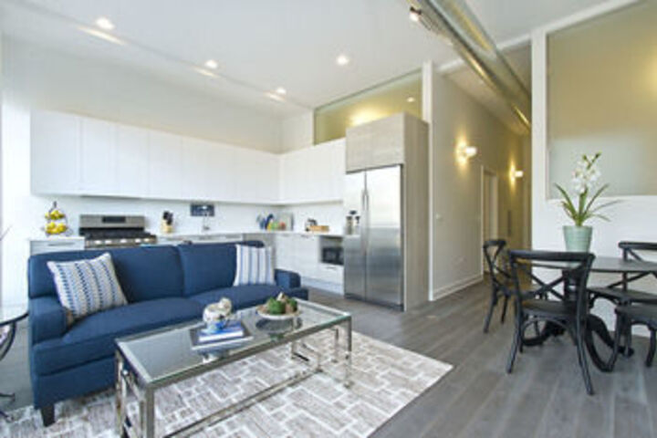 Image of Bright 2BR in Bucktown by Sonder