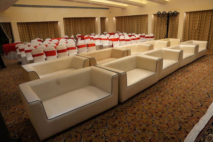 Ballroom/Hall 55 of 70