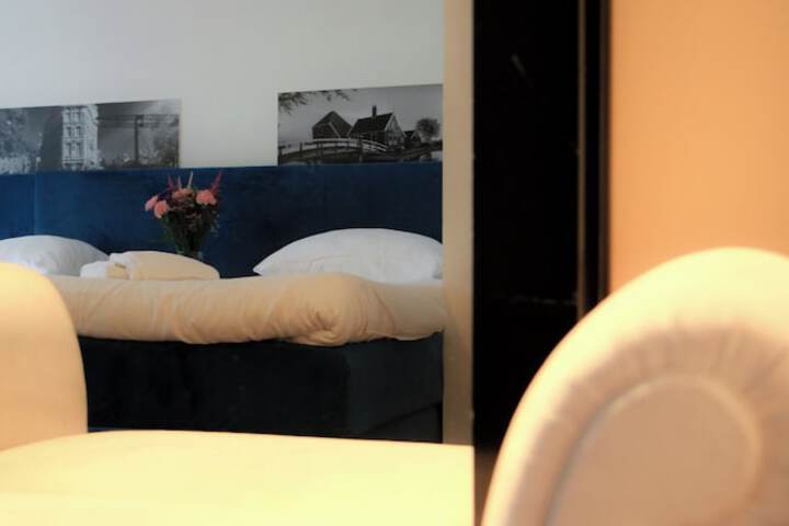 Room 87 of 132
