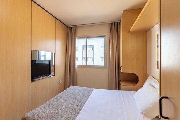 Room 15 of 59