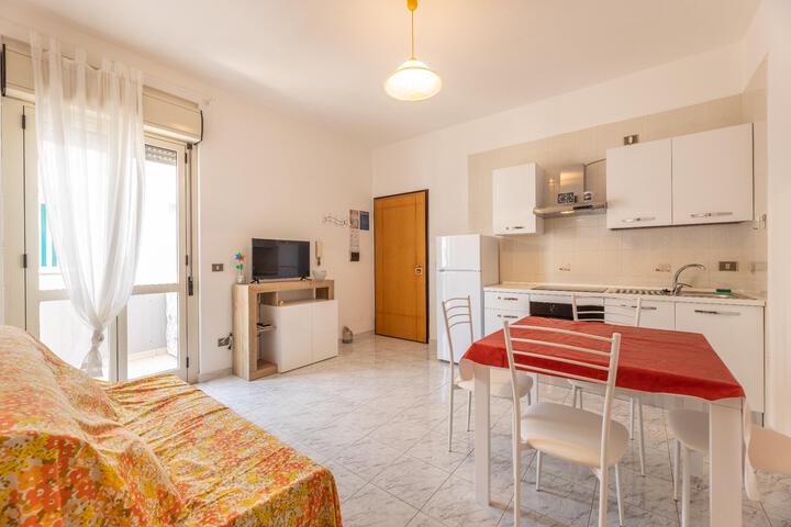 Room 10 of 21