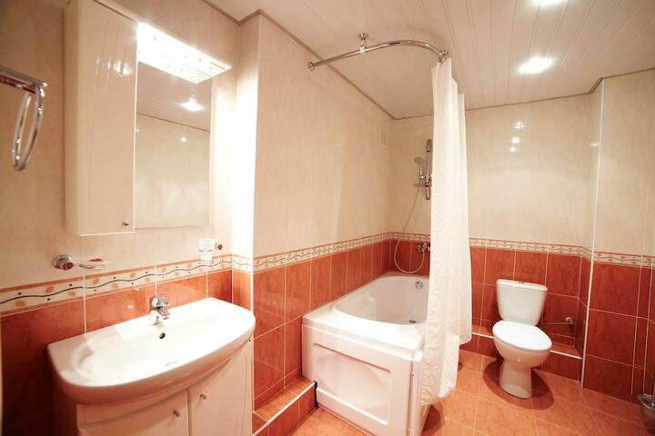 Room 32 of 52