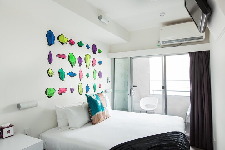 Room 21 of 36