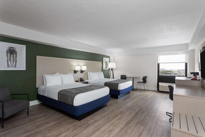 Room 61 of 248