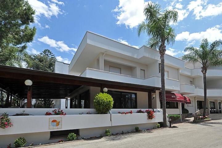 Hotel 3 of 12