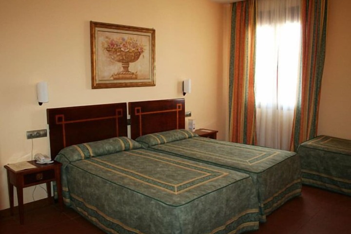 Room 9 of 41